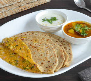 Mix Veg Paratha
