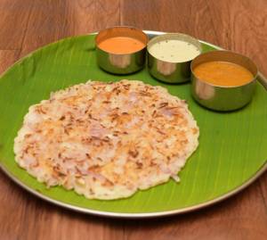 Ghee Onion Uttapam