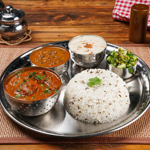 Dhaba Style Chicken Rice Executive Thali