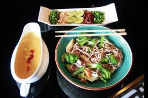 Burmese Khao Suey Bowl - Chicken