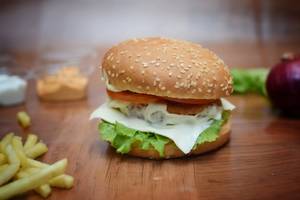 Makhani Paneer Burger