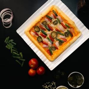 Classic Veg Pizza