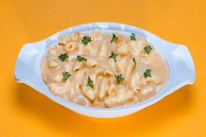 Classic Mac N Cheese