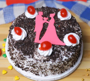 Eggless Special Black Forest Cake (1 Pound)