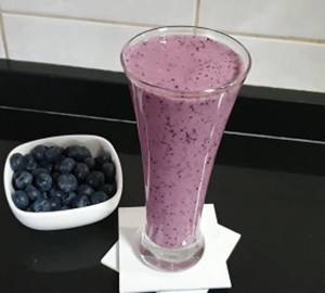Blueberry lassi