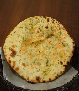 Cheese Garlic Naan