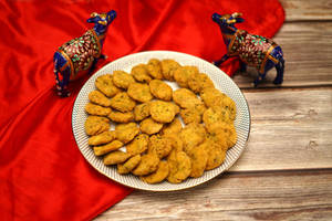 Methi Mathri [Per Packet]
