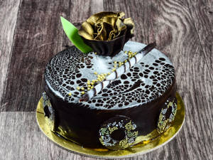 Cream Chocolate Cake