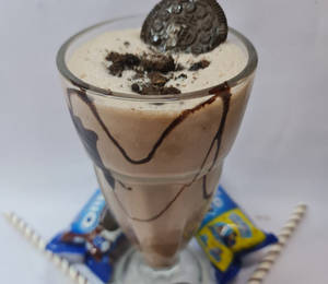 Oreo Milkshake