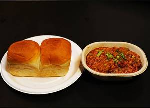 Chicken Keema Pav