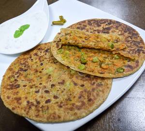 Mix Veg Paratha