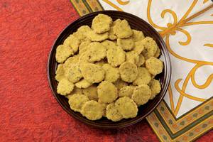 Mathri 200 Gm