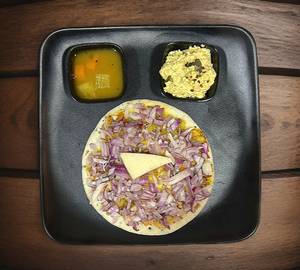 Cheese Onion Masala Uttapam