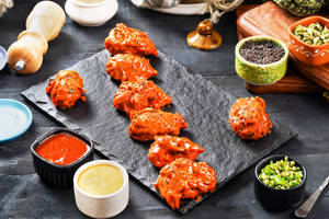 Chicken Manchurian Momos [8 Pieces]