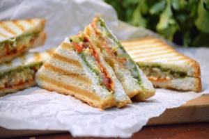 Cheesy Sandwich