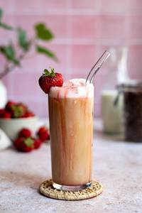 Strawbeery Cold Coffee