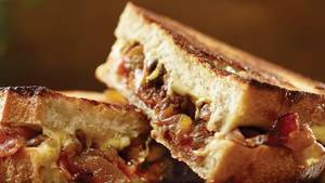 Bacon Mushroom And Cheese Sandwich