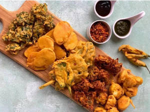 Pakoda Platter