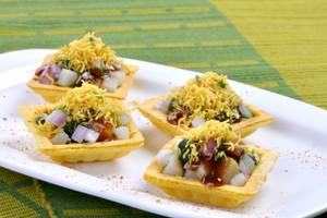 Crispy Sev Puri