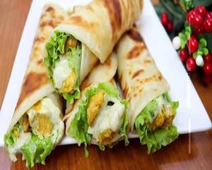 Double chicken cheese roll