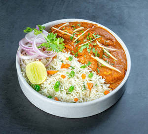 Chicken Tikka Masala With Veg Fried Rice