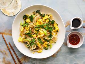 Egg fried noodles