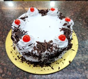Black Forest Cake [600 Grams]