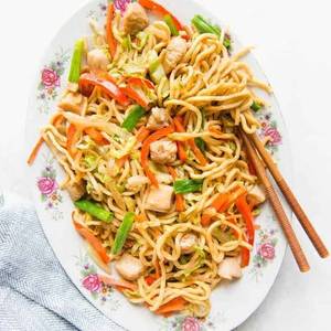 Chicken Egg Chow Mein