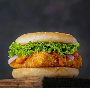 Paneer Crunch Burger