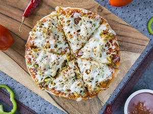 Chicken Cheese Spicy Pizza [8 Inches]