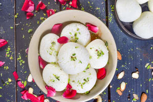 Sponge Rassogulla (2pcs)