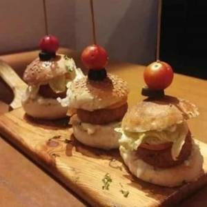 Pollo Meatless Slider