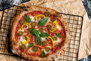 Gluten Free Classically Vegetarian Pizza