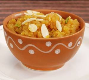 Desi Ghee Moong Dal Halwa