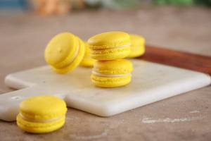 Lemon Macarons