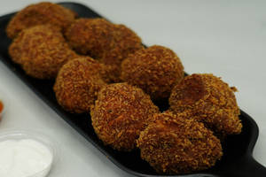 Corn Cheese Hot & Crispy Momos [6 Pieces]