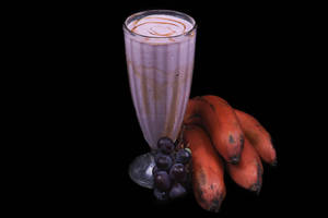 Black Smoothie (Grape , Banana , Honey )