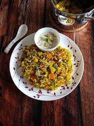 Pulao Masala Bhaat (Half) + Raita Boondi