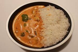 Thai Curry With Steamed Rice
