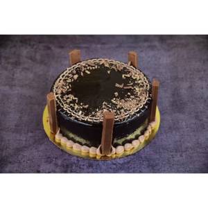 Crunchy kitkat cake [500 grams]