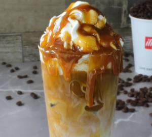 Iced Caramel Macchiato