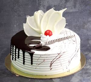 Eggless Choco Vanilla Cake