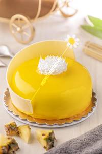 Pineapple cake