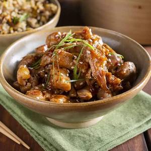 Schezwan Chicken Tikka (6 Pcs)