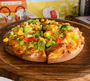 Nukkad Special Cheese Loaded Pizza