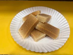 Milk Mysore Pak (250 Gms)