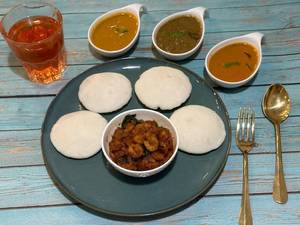 Idli Prawn Roast Combo