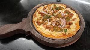 Chicken Cheese Pizza