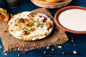 Dahi Samosa Papdi Chaat