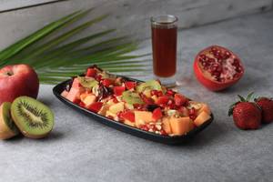 Fruitmeal With Dry Fruits And Honey